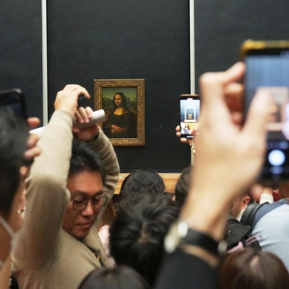 The $100 million Louvre theft could make France's stolen Crown Jewels as famous as the Mona Lisa